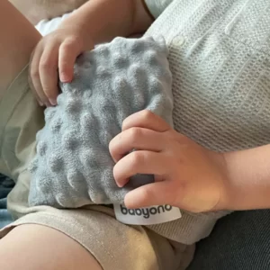 BABYONO JASTUČIĆ S KOŠTICAMA TREŠNJE - SIVA - Slika 3